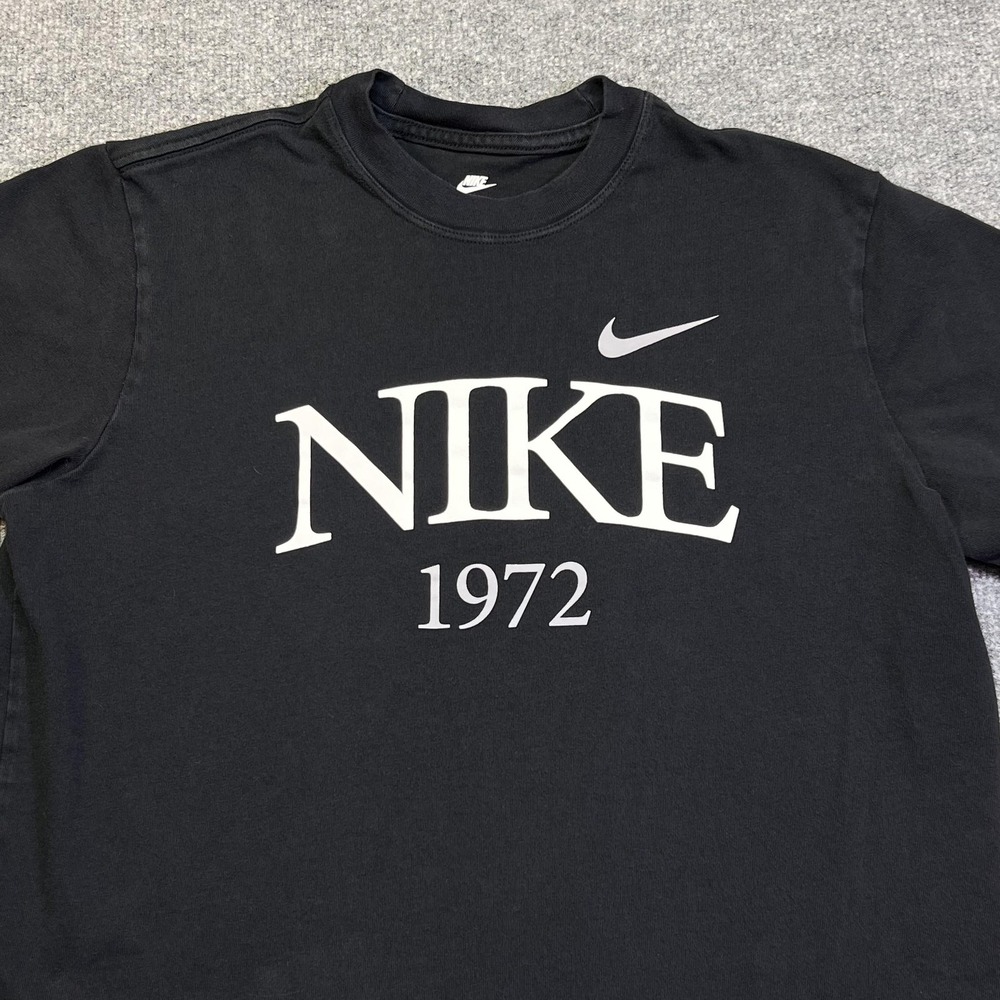 Nike Shirt Womens Small Black Nike Tee Loose Fit 1972 Graphic Tee Short Sleeve - Picture 2 of 11